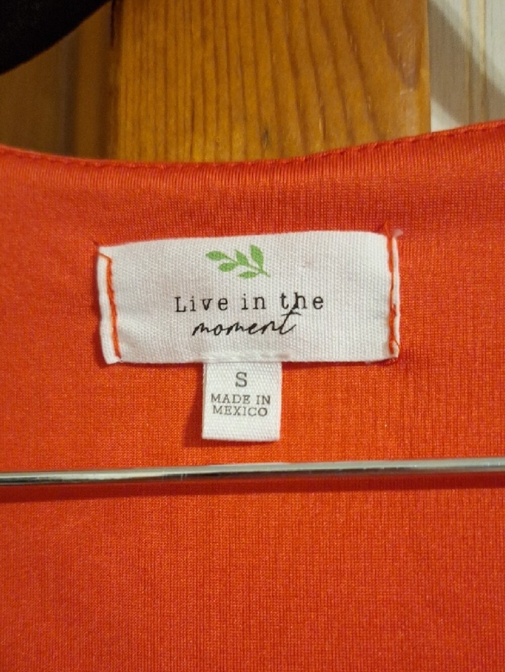 Live in Lux Coral Square Neck Crop Top - Picture 2 of 5